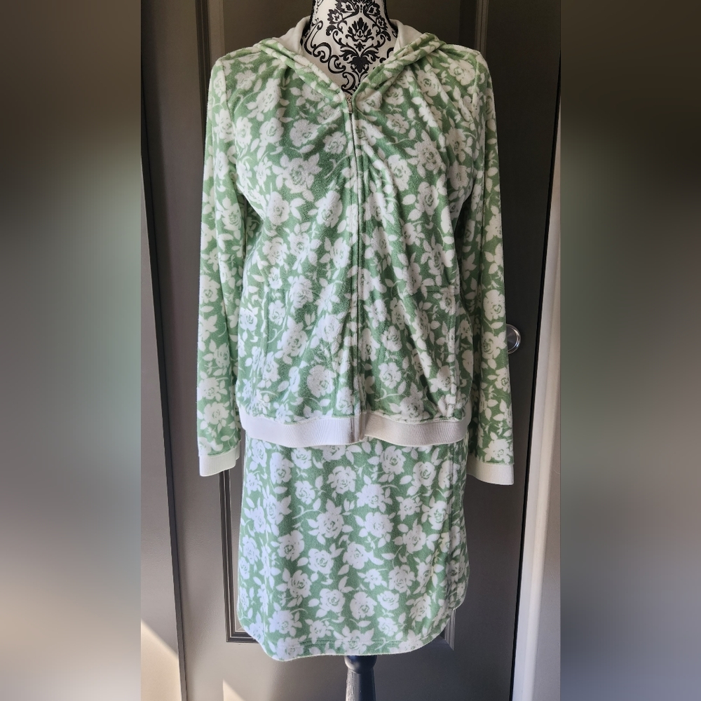 NWOT- Ann Taylor Jogging Suit w/ Skirt, Size M & L, Green & White Floral Pattern